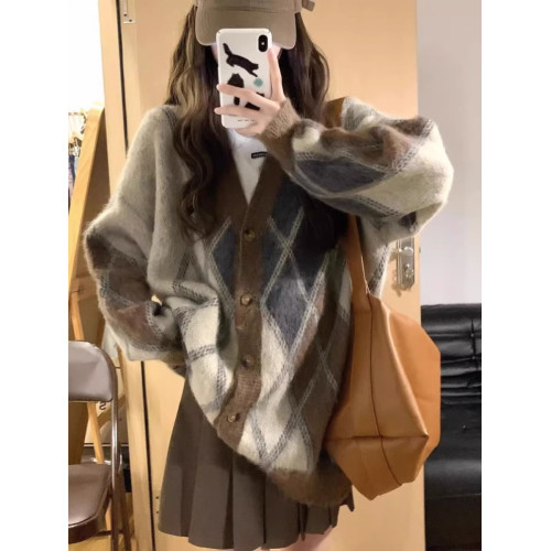 慵懶風V領針織開衫毛衣外套女春秋季大碼高級感寬松減齡氣質上衣 慵懶風V領針織開衫毛衣外套女春秋季大碼高級感寬松減齡氣質上衣