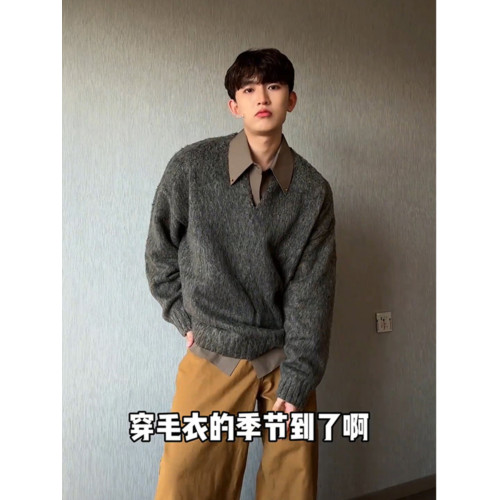 灰色馬海毛v領毛衣男秋冬季慵懶風韓系穿搭針織衫痞帥高級感外套