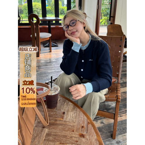 川川也美式原創秋季新款假兩件針織圓領毛衣女街頭復古慵懶風上衣 川川也美式原創秋季新款假兩件針織圓領毛衣女街頭復古慵懶風上衣