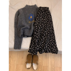 韓系復古針織上衣2025設計感套頭秋冬內搭慵懶風甜美鉤花厚毛衣女