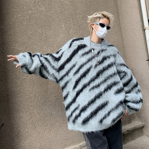 復古小衆高級感不規則斑馬紋毛衣男女圓領套頭刷毛針織衫外套潮牌 復古小衆高級感不規則斑馬紋毛衣男女圓領套頭刷毛針織衫外套潮牌
