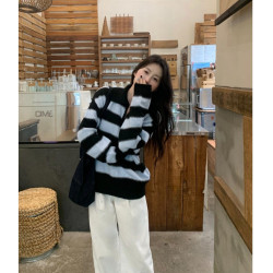 慵懶寬松藍色條紋小V領毛衣女2025秋冬休閒少女風保暖針織衫上衣