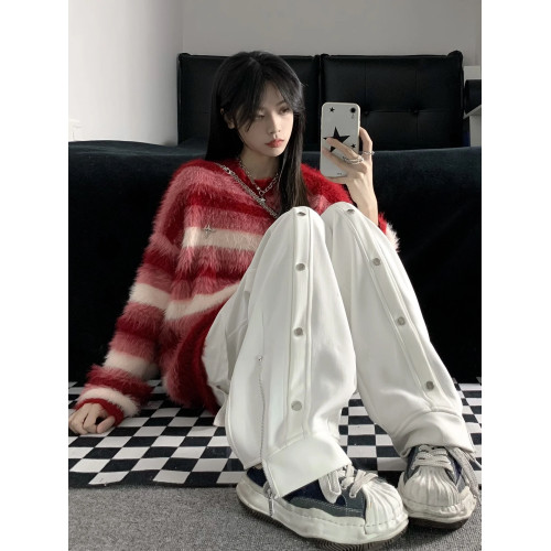 紅色條紋軟糯高級感馬海毛毛衣女寬松慵懶風愛心胸針秋冬針織上衣