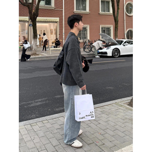 深灰色圓領毛衣男冬季韓系穿搭慵懶軟糯針織衫cleanfit內搭打底衫 深灰色圓領毛衣男冬季韓系穿搭慵懶軟糯針織衫cleanfit內搭打底衫