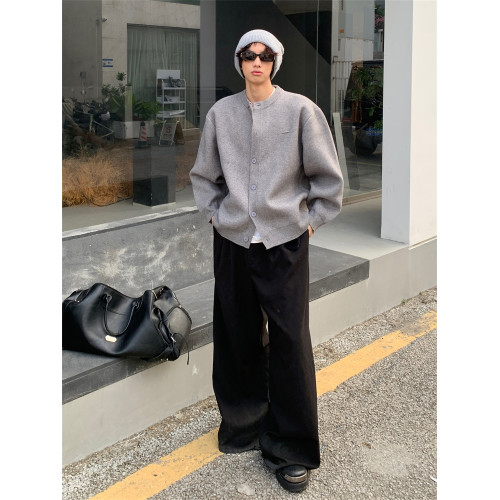 灰色高級感開衫毛衣男女秋冬韓系穿搭街頭復古寬松休閒針織衫外套 灰色高級感開衫毛衣男女秋冬韓系穿搭街頭復古寬松休閒針織衫外套