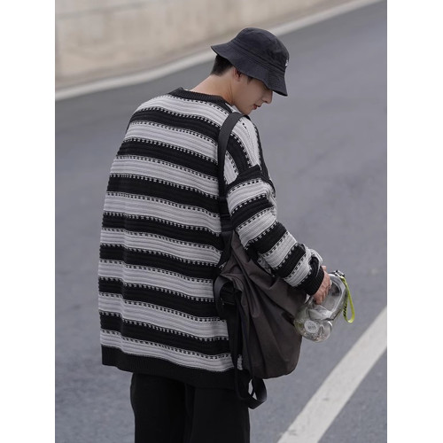 條紋圓領毛衣男秋冬季日系復古慵嬾風針織衫寬鬆大碼休閒學生線衣