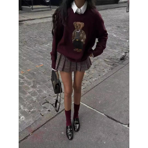 sweater小熊刺綉圓領修身毛衣秋冬卡通學院風natasha針織衫上衣女