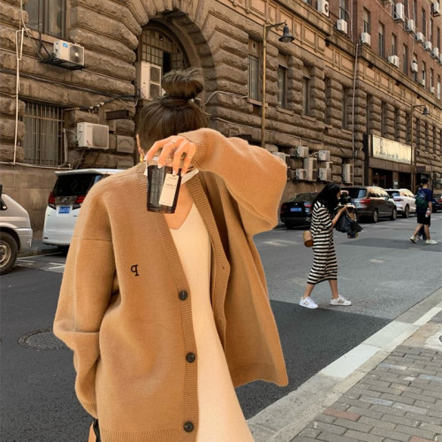 慵懶風毛衣外套女秋冬新款V領寬松外穿設計感小衆中長款針織開衫