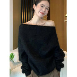 高級感黑色斜肩一字領馬海毛毛衣女秋冬寬松慵懶風露肩針織衫上衣