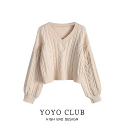 YOYO CLUB大碼慵懶風復古V領針織衫冬季設計感短款顯瘦軟糯毛衣女