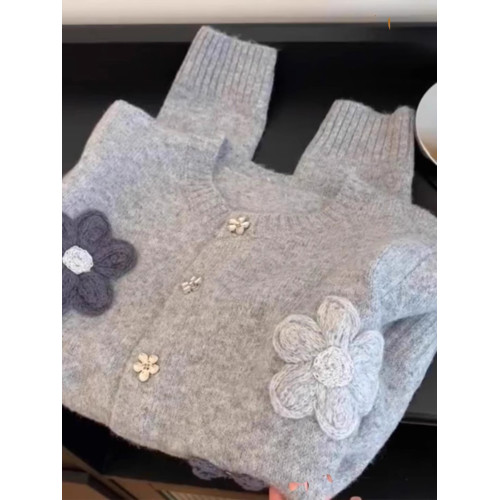 高級感灰色花朵刺綉毛衣外套2024秋冬新款小個子寬松百搭針織開衫