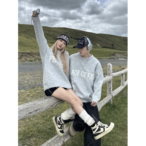 美式慵懶風毛衣男女情侶裝秋冬季ins超火高級感寬松百搭針織衫潮 美式慵懶風毛衣男女情侶裝秋冬季ins超火高級感寬松百搭針織衫潮