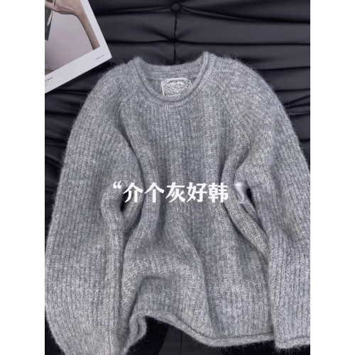 正版高品質！高級感圓領針織衫上衣女秋冬寬鬆慵嬾軟糯套頭毛衣女