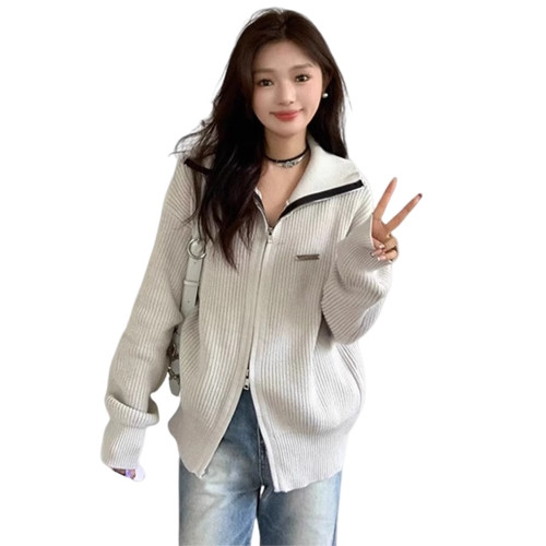 灰色毛衣針織開衫早秋2025女拉鍊外套外搭長袖上衣女設計感慵懶風 灰色毛衣針織開衫早秋2025女拉鍊外套外搭長袖上衣女設計感慵懶風