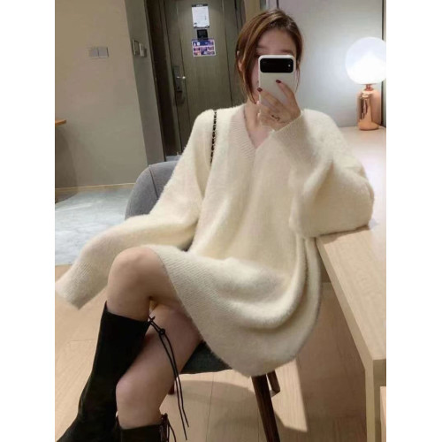 慵懶風毛衣女中長款秋冬外穿白色水貂絨高級感內搭V領針織上衣潮