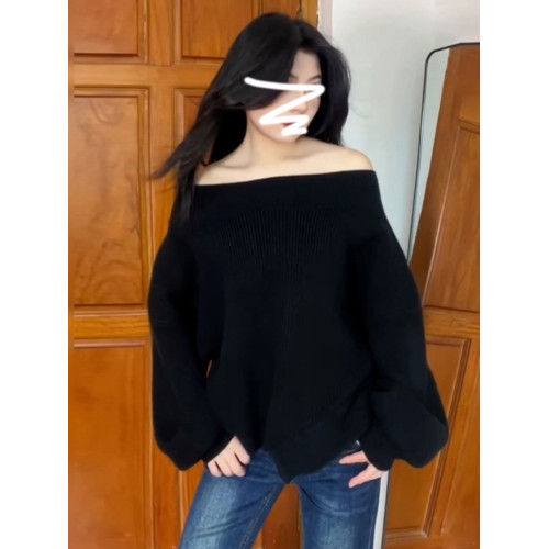 黑色韓系慵懶風毛衣女冬季新款高級感一字肩寬松百搭加厚針織上衣 黑色韓系慵懶風毛衣女冬季新款高級感一字肩寬松百搭加厚針織上衣