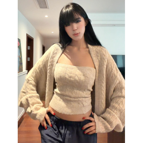 慵懶風針織上衣套裝女秋冬季新款辣妹抹胸麻花毛衣開衫外套兩件套