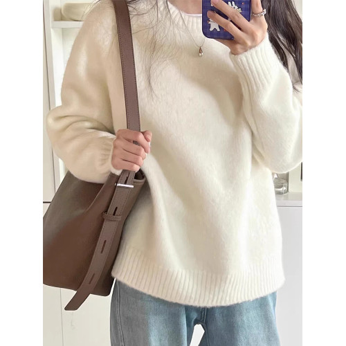 白色套頭圓領毛衣女秋冬季2025新款慵懶高級感內搭打底針織衫上衣