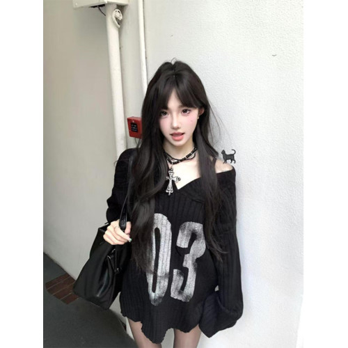 美式辣妹V領露肩毛衣女秋冬寬松慵懶風松弛感套頭長袖針織衫上衣 美式辣妹V領露肩毛衣女秋冬寬松慵懶風松弛感套頭長袖針織衫上衣