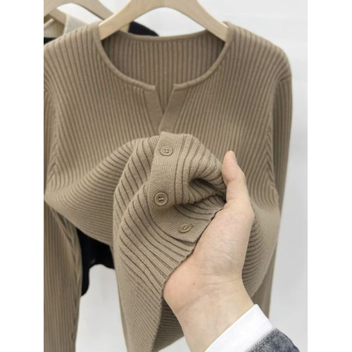 品牌折釦女裝剪標坑條針織開衫女春秋毛衣外套內搭打底上衣 品牌折釦女裝剪標坑條針織開衫女春秋毛衣外套內搭打底上衣