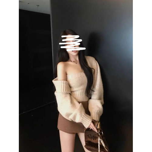 2024秋冬新款翻領披肩毛衣外套女針織開衫短款抹胸打底兩件套上衣