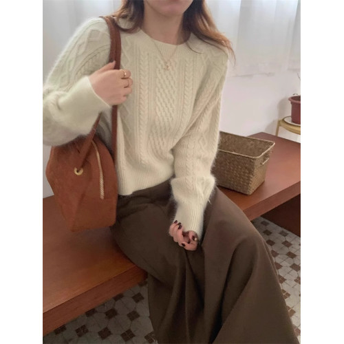 浣熊絨軟糯短款毛衣女秋冬外穿小個子套頭圓領針織衫加厚內搭上衣