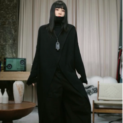 2025秋冬新款高領設計款開叉長款針織毛衣一店NF0509609