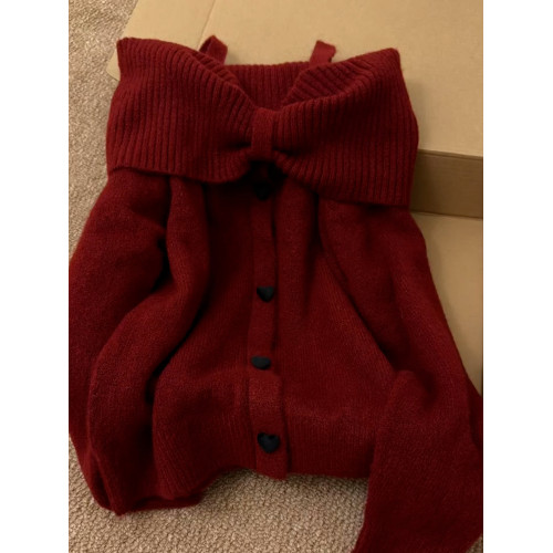 聖誕穿搭紅色一字肩蝴蝶結毛衣女秋冬季2025新款寬松露肩針織上衣