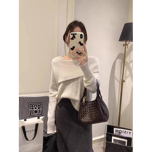 法式羊毛針織衫女2025秋冬季新款女裝韓版時尚一字肩翻領打底衫女