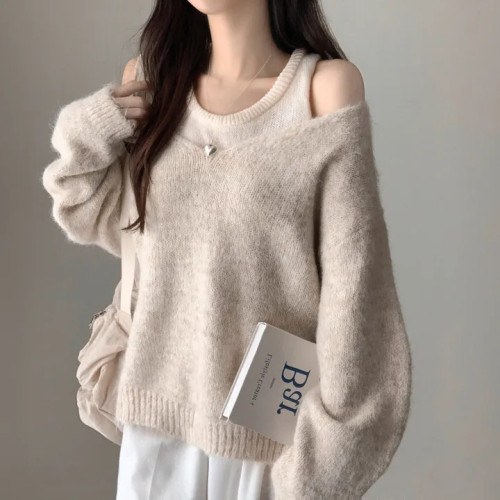 2025秋冬季韓國chic寬松休閒加厚純色V領針織衫上衣+吊帶兩件套女 2025秋冬季韓國chic寬松休閒加厚純色V領針織衫上衣+吊帶兩件套女