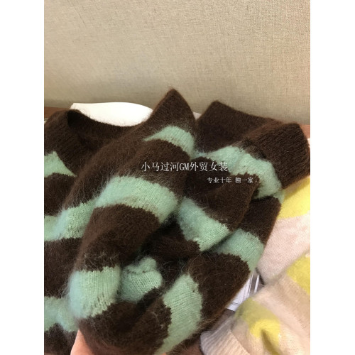 巨,超細安哥拉山羊毛!!撞色條紋馬海毛復古針織毛衣女秋冬 巨,超細安哥拉山羊毛!!撞色條紋馬海毛復古針織毛衣女秋冬
