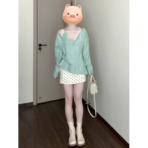 綠色掛脖毛衣女2025新款爆款秋冬季穿搭法式針織衫上衣套裝設計感