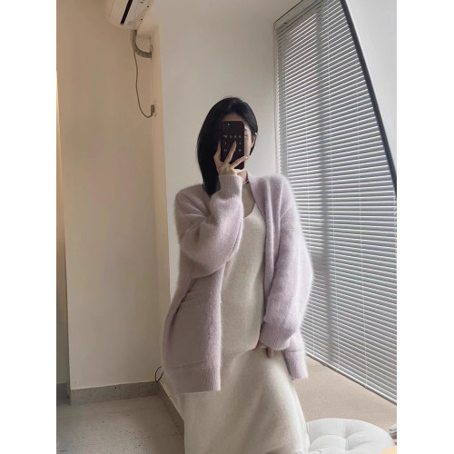 紫色V領水貂絨毛衣女2025秋冬新款高級感寬松慵懶風軟糯針織開衫 紫色V領水貂絨毛衣女2025秋冬新款高級感寬松慵懶風軟糯針織開衫