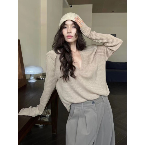 v領上衣女高級感2025新款韓版寬松慵懶風內搭正肩羊毛薄款打底衫