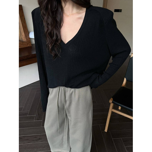 v領上衣女高級感2025新款韓版寬松慵懶風內搭正肩羊毛薄款打底衫
