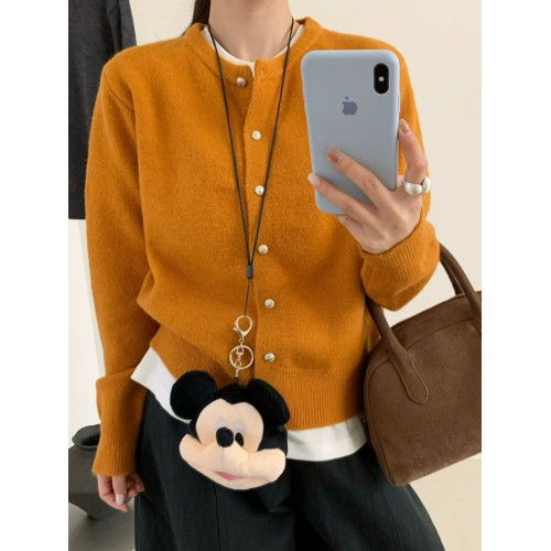 秋冬bi備百搭單品！韓代@e*g 復古小銀釦合身版型針織毛衣外套