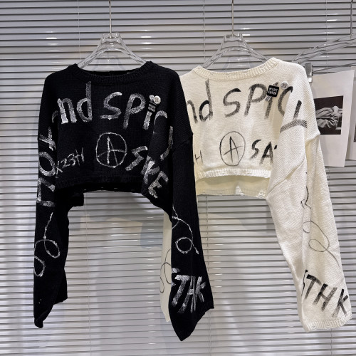 網紅同款2025冬季新款甜酷辣妹手繪字母塗鴉胸針短款針織毛衣毛衫