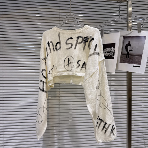 網紅同款2025冬季新款甜酷辣妹手繪字母塗鴉胸針短款針織毛衣毛衫