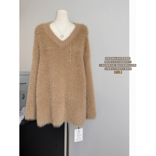 POPW 慵懶白色V領水貂絨毛衣女秋冬新款韓版寬松毛茸茸針織衫