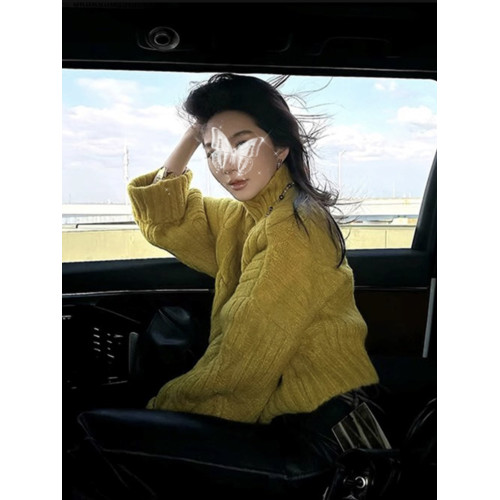 高級感黃色浣熊絨半高領毛衣女秋冬加厚慵懶風套頭麻花針織衫上衣