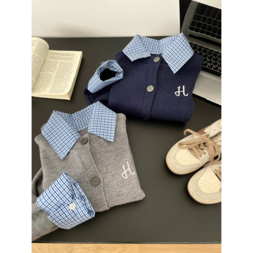 格子拼接假兩件針織毛衣女早秋新款別致刺綉寬松學院風長袖開衫潮