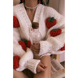 2025年秋冬新款加厚粗線草莓毛衣女手工立體鉤花甜美針織開衫外套