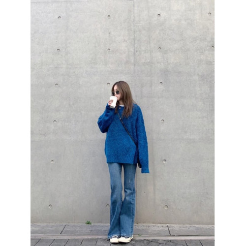 秋冬打底漂亮高級感克萊因藍套頭毛衣女加厚軟糯半邊絨毛針織上衣 秋冬打底漂亮高級感克萊因藍套頭毛衣女加厚軟糯半邊絨毛針織上衣