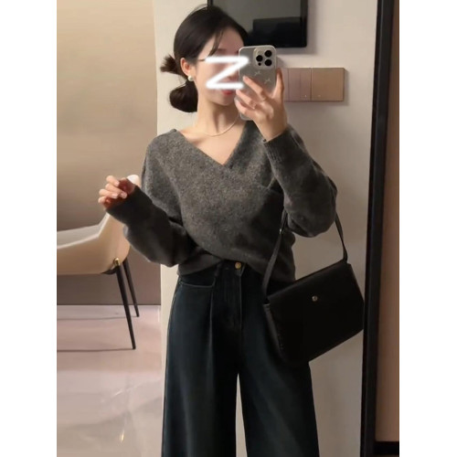 灰色交叉V領套頭毛衣女2025新款秋冬季設計感短款打底針織衫上衣