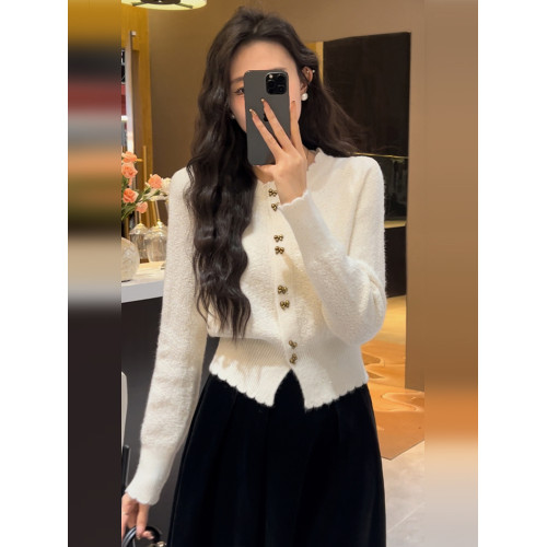 聖誕穿搭小香風短款毛衣女2025年新款冬季針織打底內搭上衣針織衫