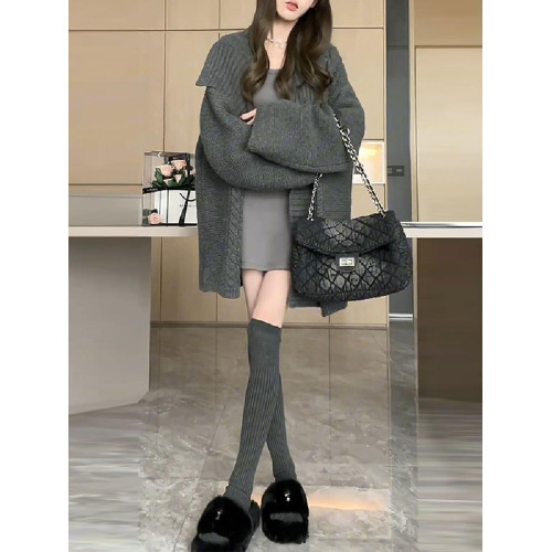 灰色慵懶風毛衣外套女秋冬季2025新款高級感寬松加厚針織開衫上衣