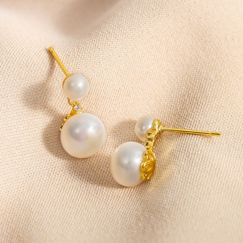 925銀針淡水珍珠時尚耳環氣質高級感耳墜2023新款潮網紅簡約耳飾 925銀針淡水珍珠時尚耳環氣質高級感耳墜2023新款潮網紅簡約耳飾