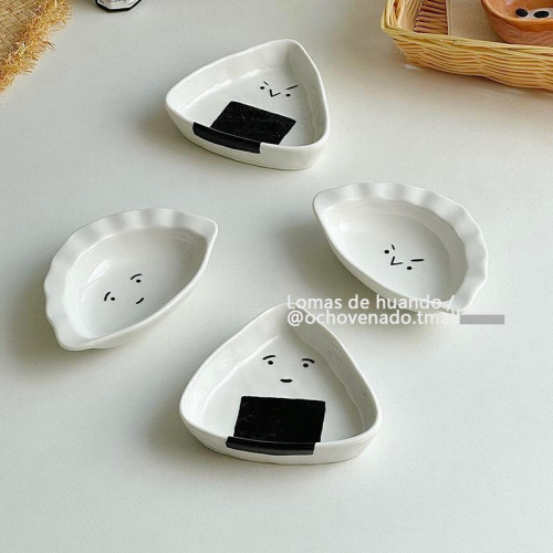 超可愛飯團形狀卡通調味碟蘸料碟醋碟釉下彩個性日式搞怪餐具ins