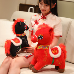 2026馬年吉祥物公仔毛絨玩具生肖布娃娃紅色小馬擺件玩偶新年禮物