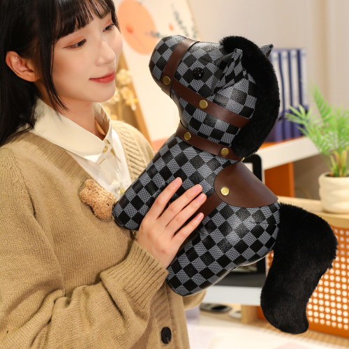 2026馬年吉祥物公仔皮革小馬包包掛件潮流玩偶生肖馬年會活動禮品